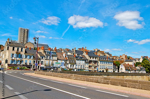 ville de nevers vue du pont photo