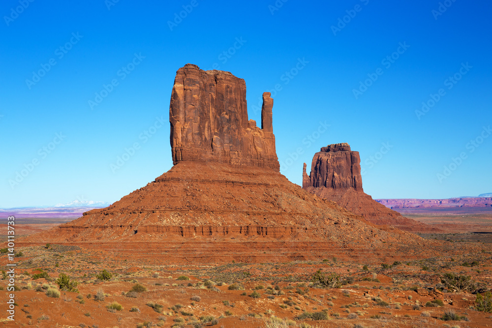 Monument Valley Tribal Park in Arizona - mittens