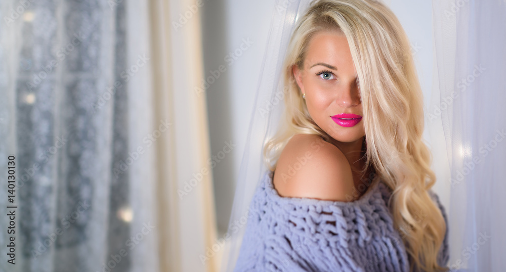 blonde in Lace Pullover Sweater Knitting Pattern blonde in Lace Pullover Sweater Knitting Pattern