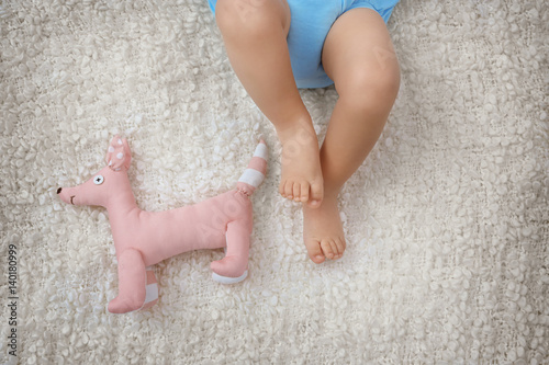 Little baby legs on plaid w...