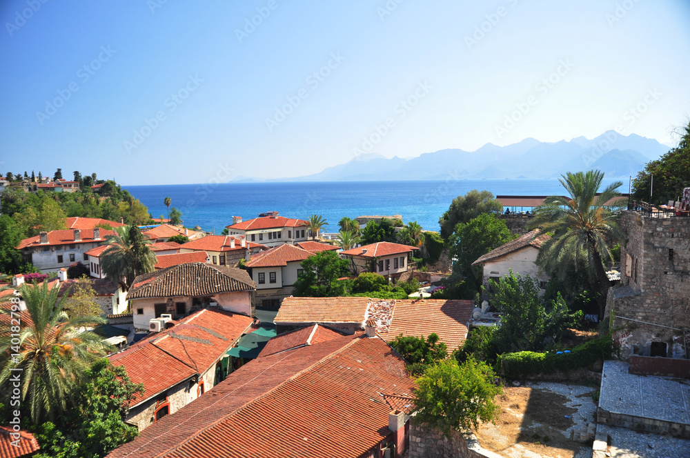 Obraz premium Turkey. Antalya. Old city. Kaleici. Roofs. beautiful views of the old town Antalya.