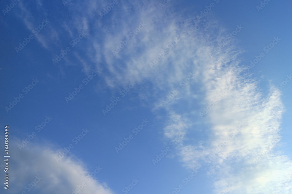 青空とハケ雲