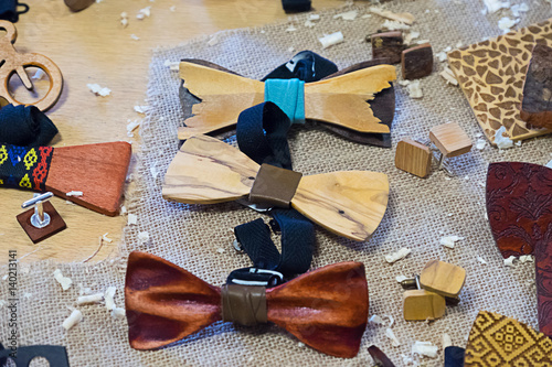 Wooden bow tie, ideal gift for loved man or father's day