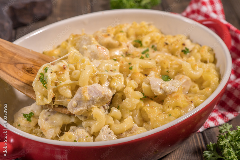 Macaroni with cheese, chicken
