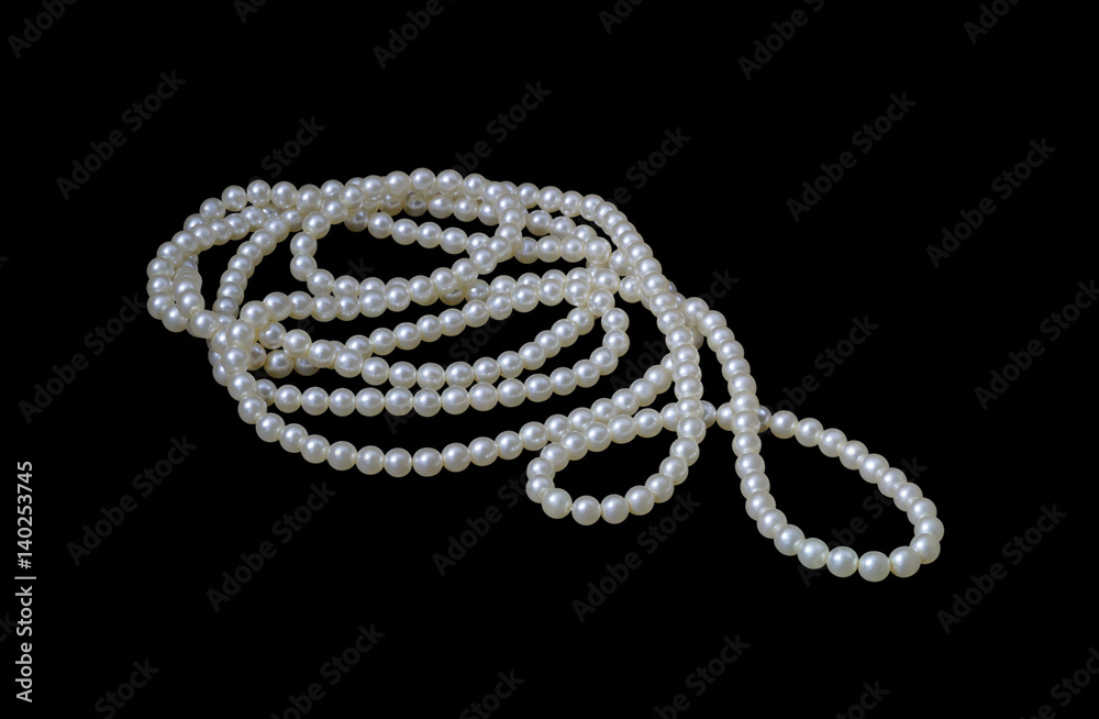 Twisted string of pearls Twisted string of pearls