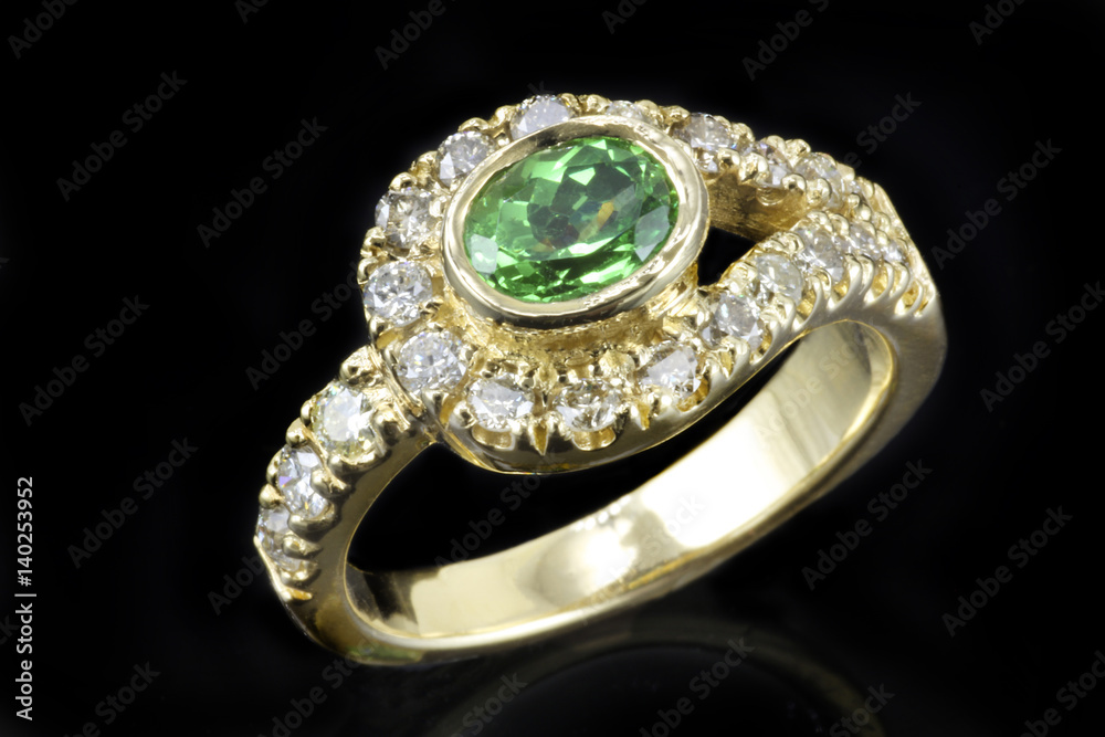 Tsavorite and Diamond Gold Ring Tsavorite and Diamond Gold Ring