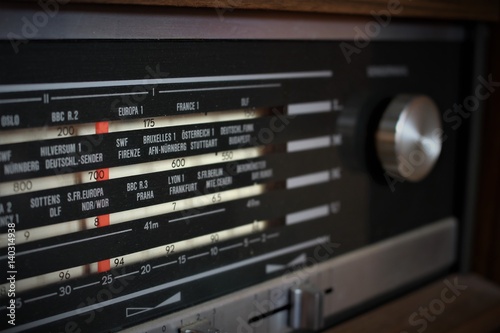 nobody, green, broadcast, frequency, record, day, music, horizontal, sound, bright, studio, light, old, obsolete, tuner, dial, technology, abstract, nostalgia, wave, receiver, fm, object, listening, s