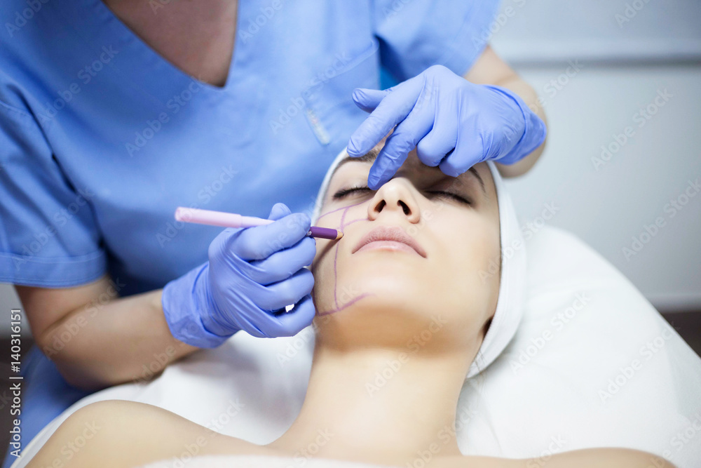 Cosmetic treatments for the skin in the beauty salon. Woman in spa salon Cosmetic treatments for the skin in the beauty salon. Woman in spa salon