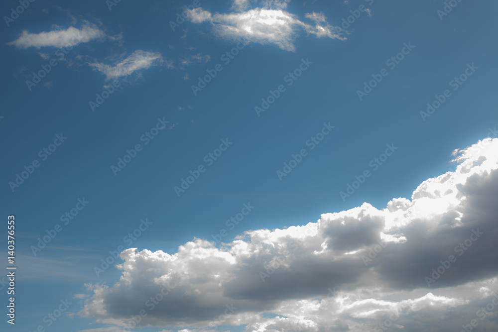 Obraz premium white clouds on blue sky