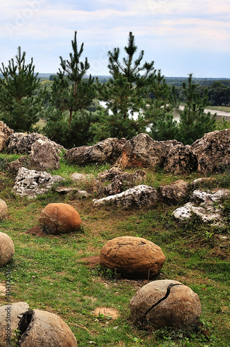Large stone balls big round stones