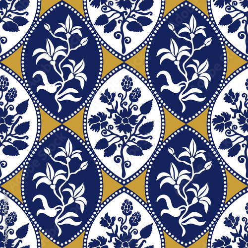Seamless geometrical damask pattern with Victorian motifs.