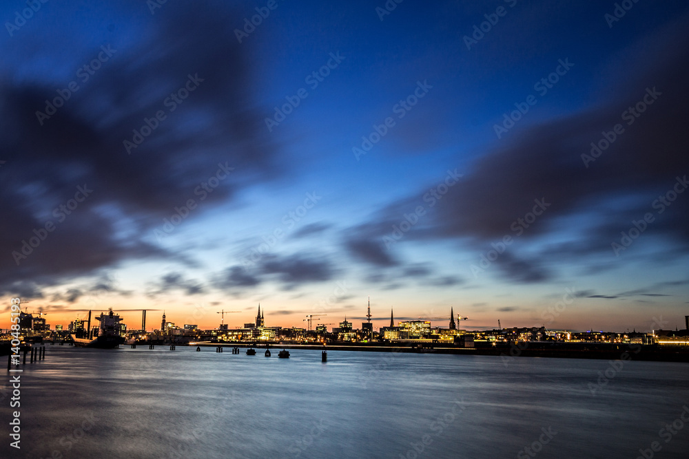 Hamburg Skyline