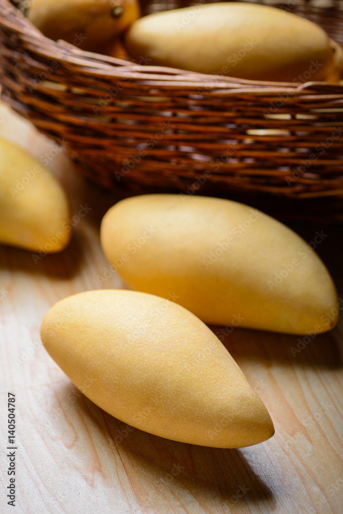 Mango Mango
