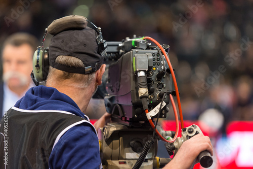 TV Kamera bei einer Sportübertragung