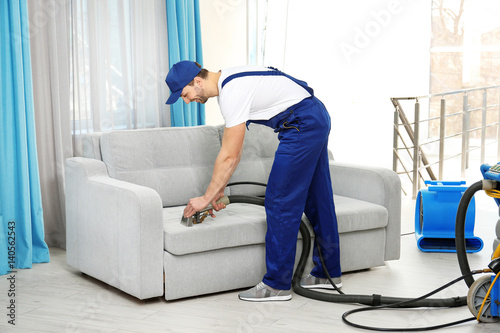 Dry cleaner's employee remo...