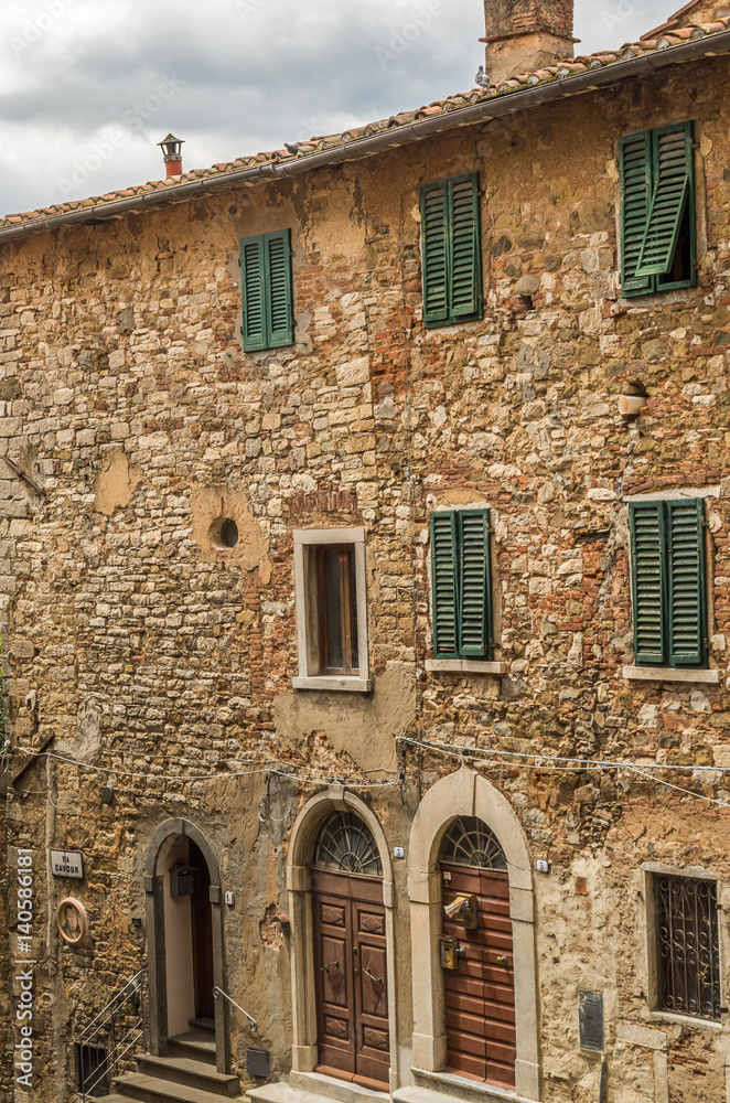 Campiglia is a beautiful medieval town that sits on a hill overlooking the surrounding region of Tuscany Campiglia is a beautiful medieval town that sits on a hill overlooking the surrounding region of Tuscany