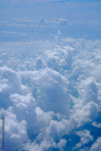sky cloud © piyagoon