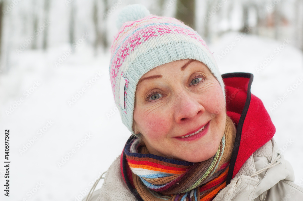 Portrait of a woman in a winter park Portrait of a woman in a winter park
