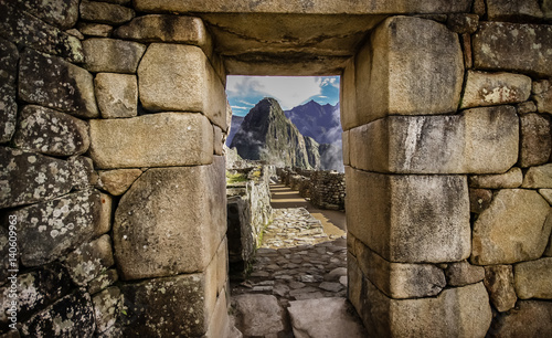 Canvastavla Doorway at Machu Picchu frames a view of Huayna Picchu,  Machu Picchu, Unesco Wo