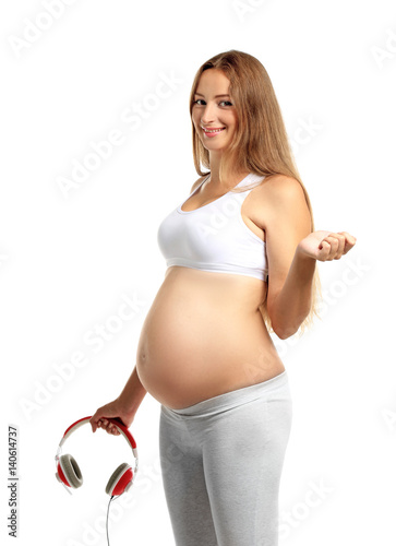Young pregnant woman with h...