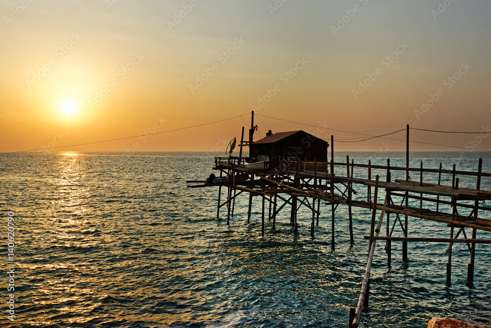Trabucco at sunset on the Adriatic Sea (Italy) Trabocco al tramonto sul mar Adriatico (Termoli)