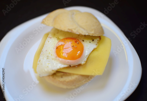 Fried egg with bread