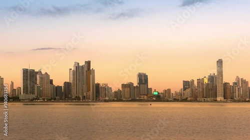 Wallpaper Mural panama cityscape modern city time lapse from day to night pan Torontodigital.ca