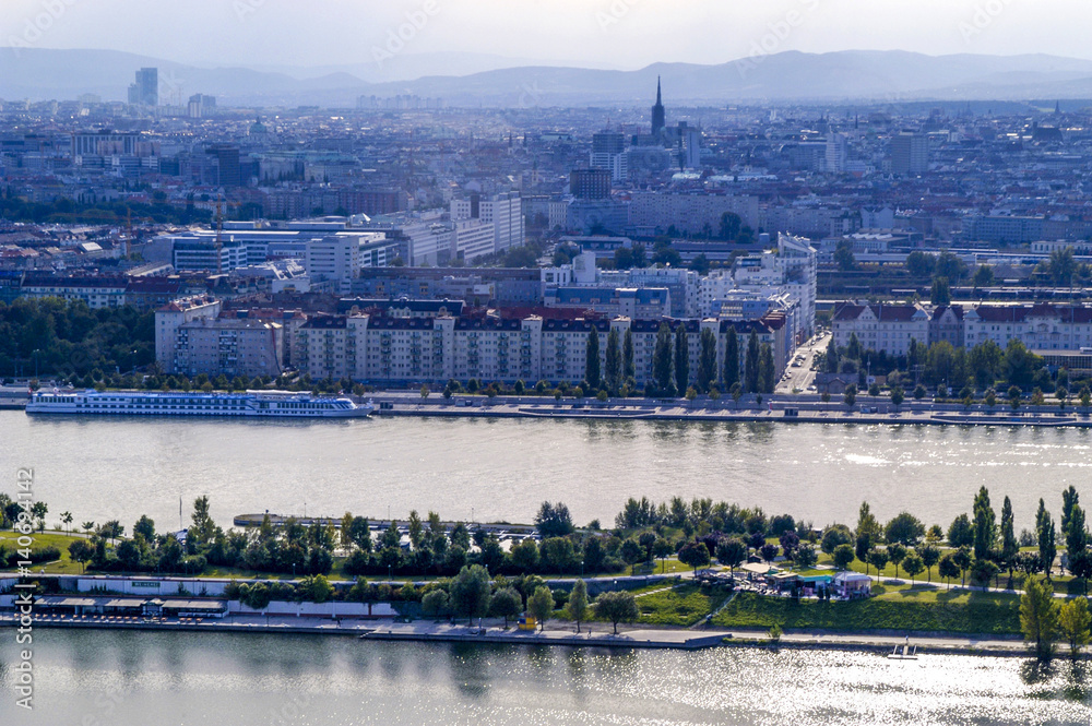 Stadtansicht, Österreich, Wien, 22. Bezirk, Donaucity Stock Photo | Adobe  Stock