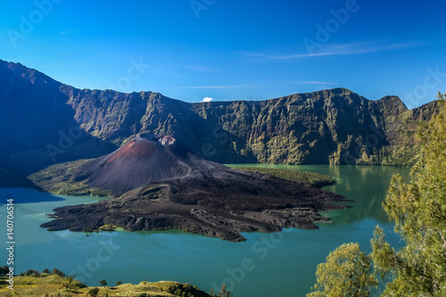 Gunung Rinjani volcano photo