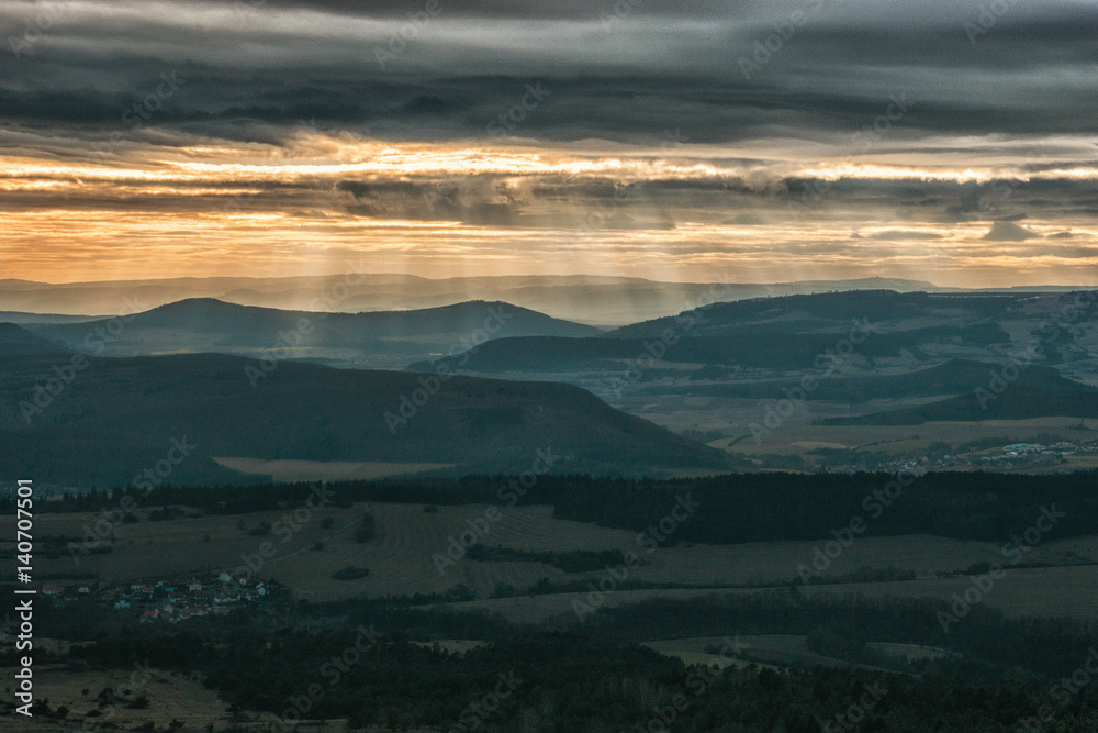 Sonnenuntergang im Tal Sonnenuntergang im Tal