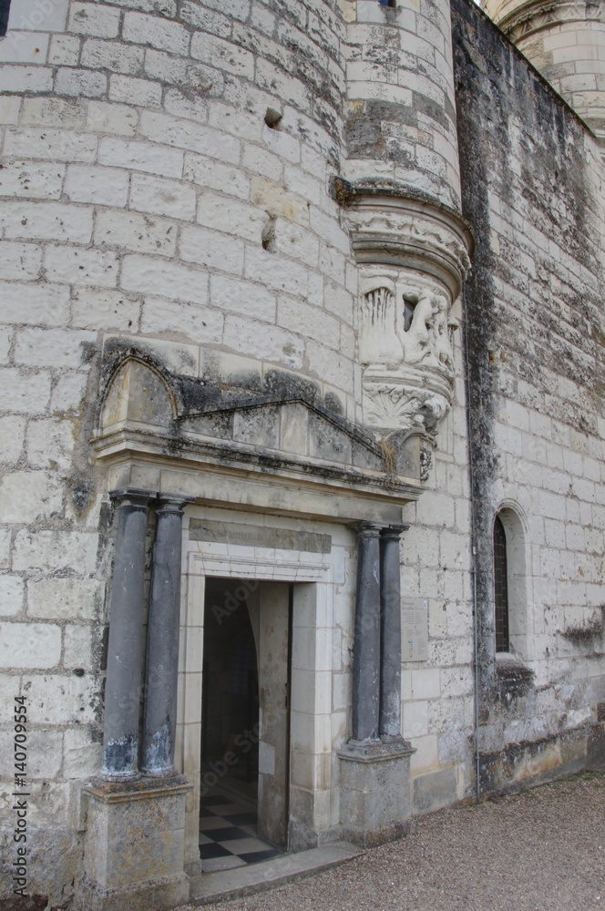 Fototapeta premium cité royale de Loches, vallée de la Loire