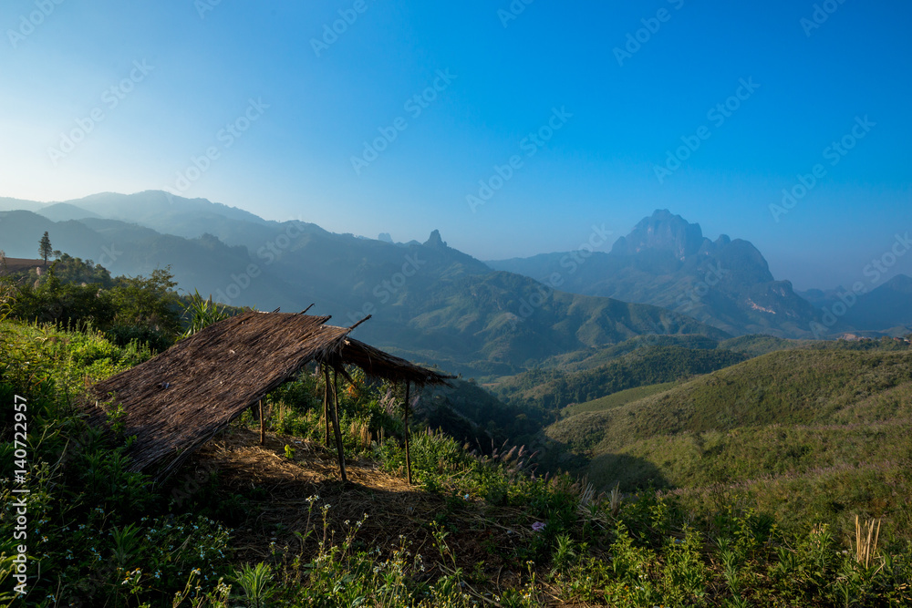 Straw shelter at mountain at Phou Khoun - Laos