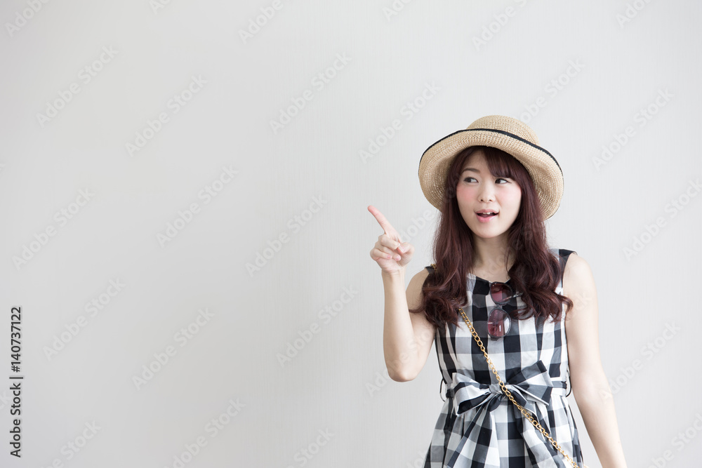 カジュアルポートレート(白バック) カジュアルポートレート(白バック)
