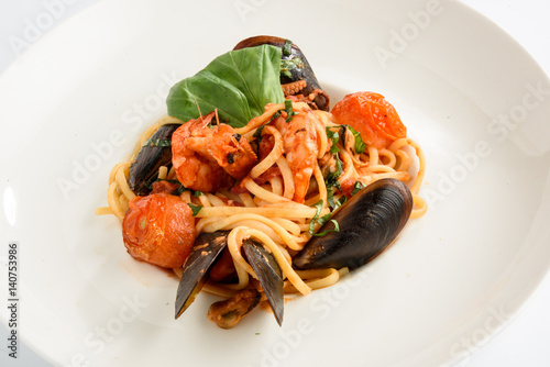 linguine with seafood