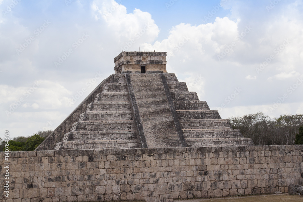 piramide maya di Chichen-Itza (Chichén Itzá), Messico