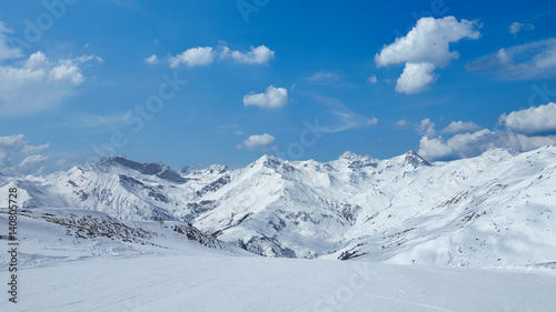 Berglandschaft im Winter in Mayrhofen Tirol © vschlichting
