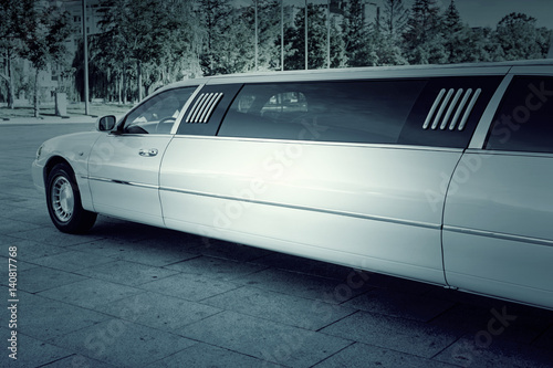 Obraz na plátně White limousine