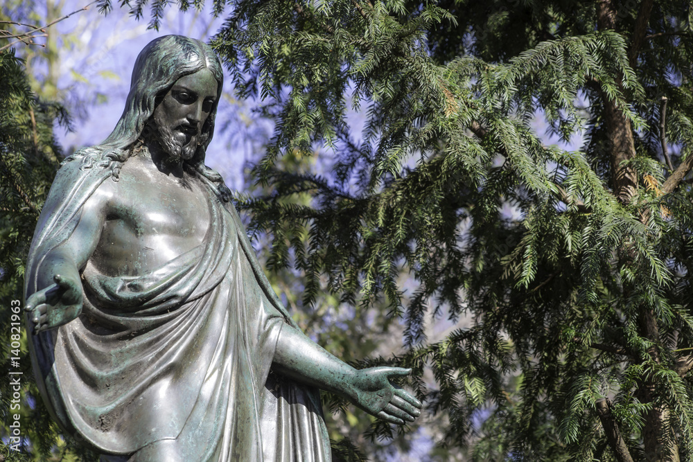 Fototapeta premium eine Statue von Jesus Christus