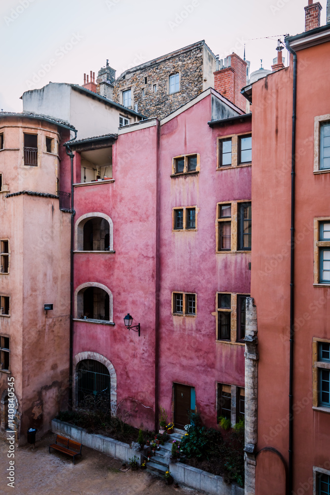 Fototapeta premium Vue depuis le Musée Miniatures et Cinéma dans le Vieux Lyon