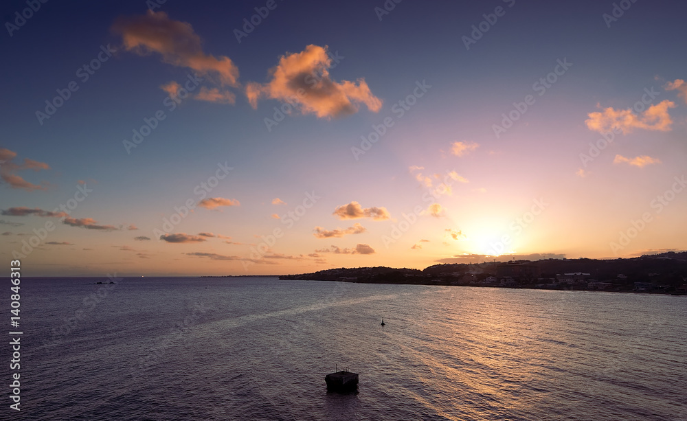 Repubblica di Trinidad e Tobago - Tramonto su Tobago - Scarborough città, vicino al porto - Mar dei Caraibi