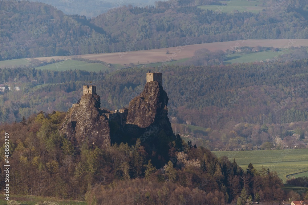Fototapeta premium Trosky castle