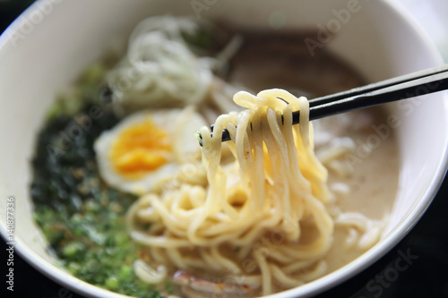 tonkotsu noodle ranmen Japanese food