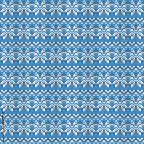 Repeating knitted seamless pattern