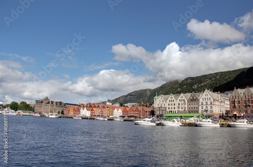ville portuaire de Bergen © Lotharingia