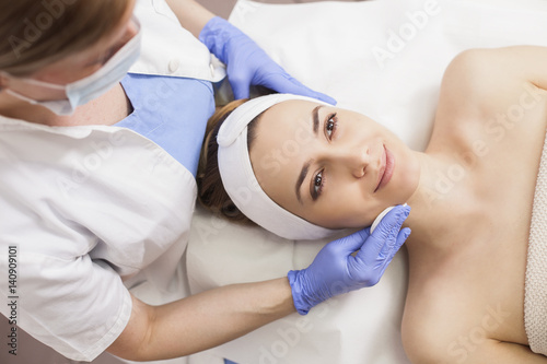 Face Skin Cleaning