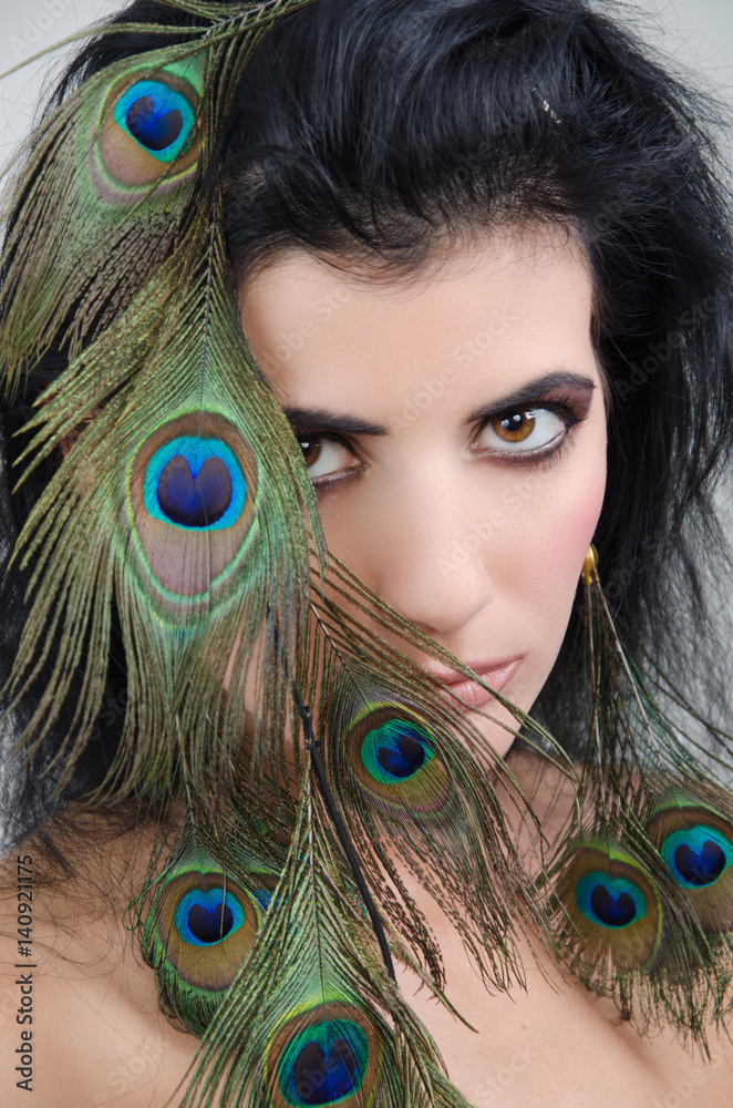 Naklejka premium girl with feathers
