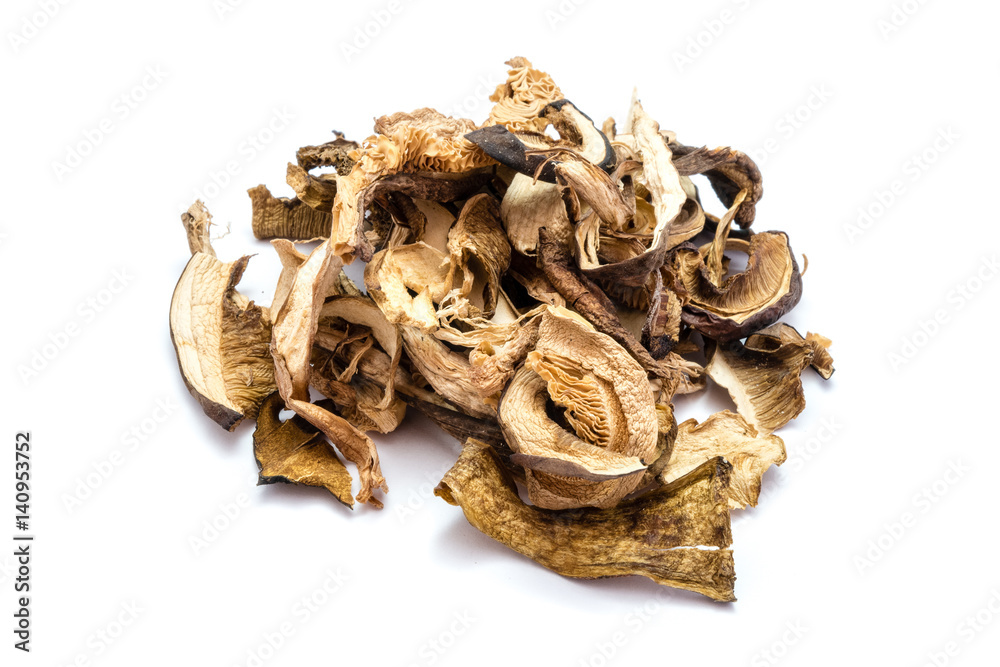 getrocknete Pilze isoliert