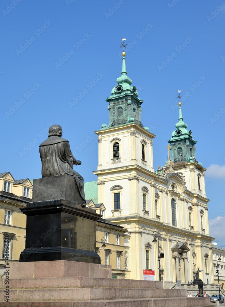 WARSAW, POLAND. Monument to Nicolaus Copernicus and church of the Sacred Cross