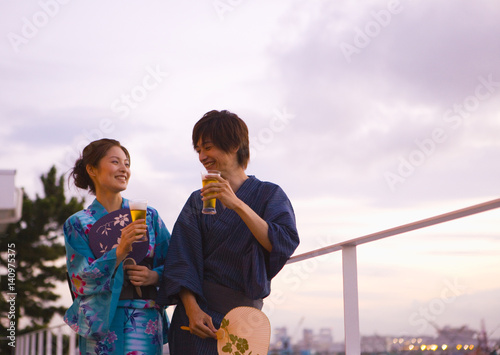 Obraz na plátně Couple in yukatas