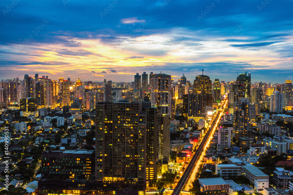 Obraz premium Bangkok city aerial view at twilight